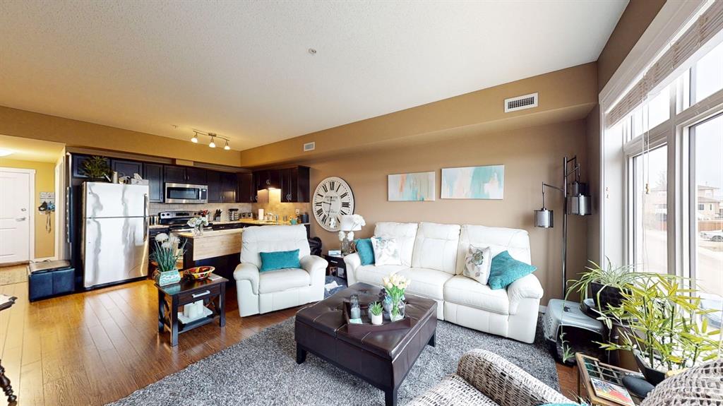 #318 19 Terrace View NE