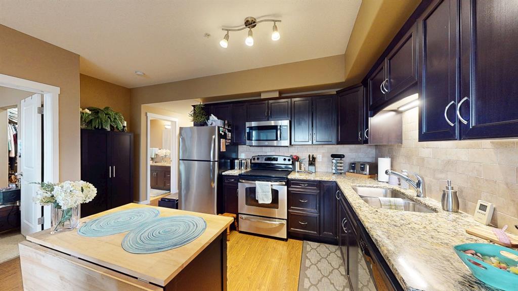 #318 19 Terrace View NE