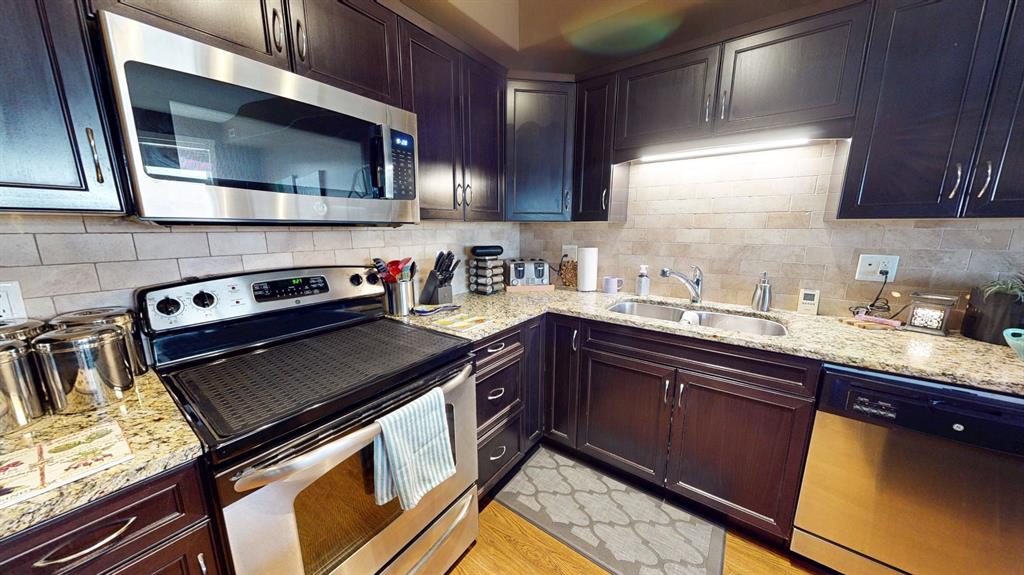#318 19 Terrace View NE