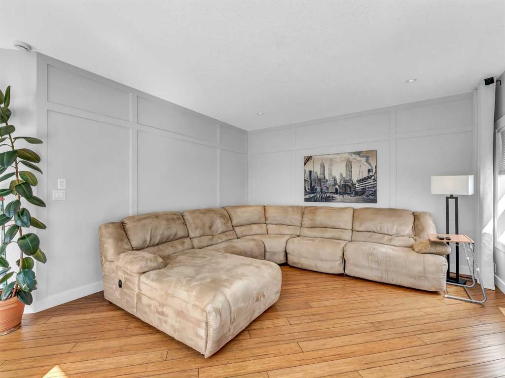 407 Jesmond Drive SW
