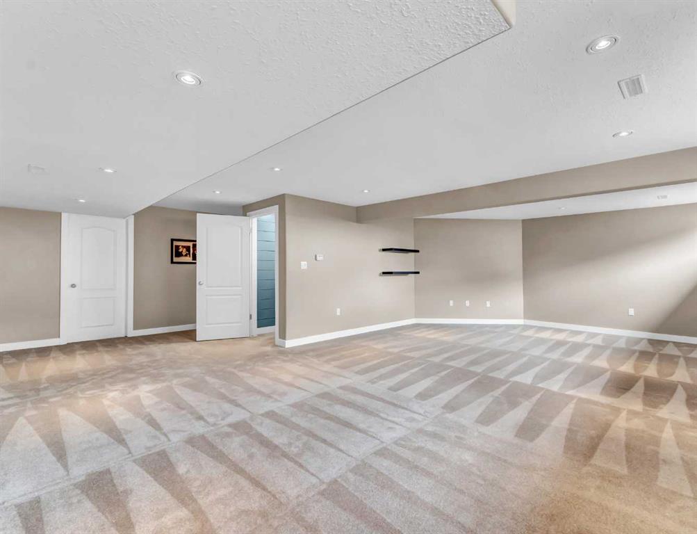 407 Jesmond Drive SW