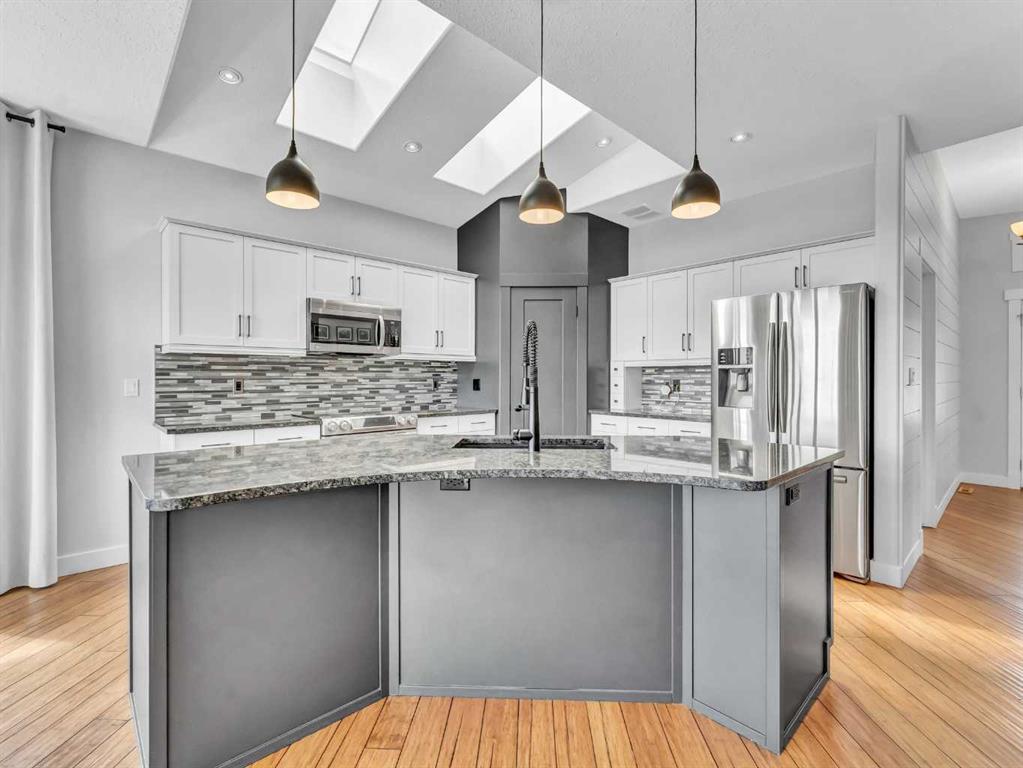 407 Jesmond Drive SW