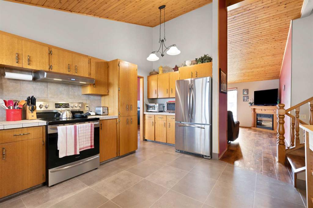 48 Buttercup Court SE