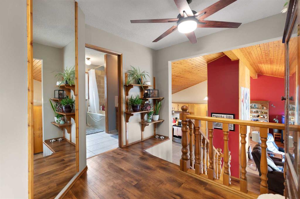 48 Buttercup Court SE