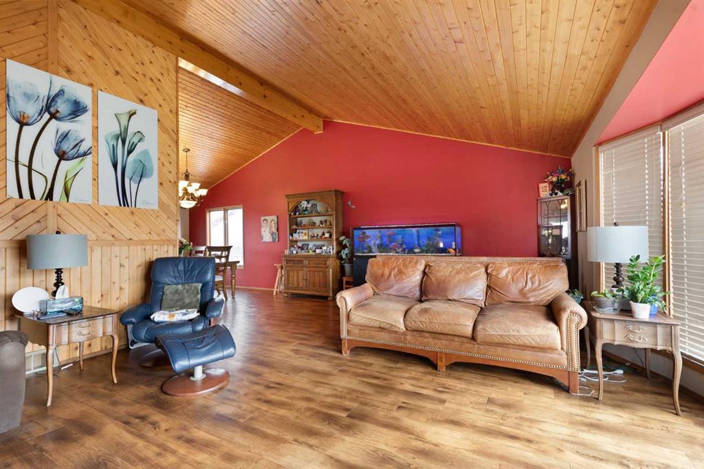 48 Buttercup Court SE