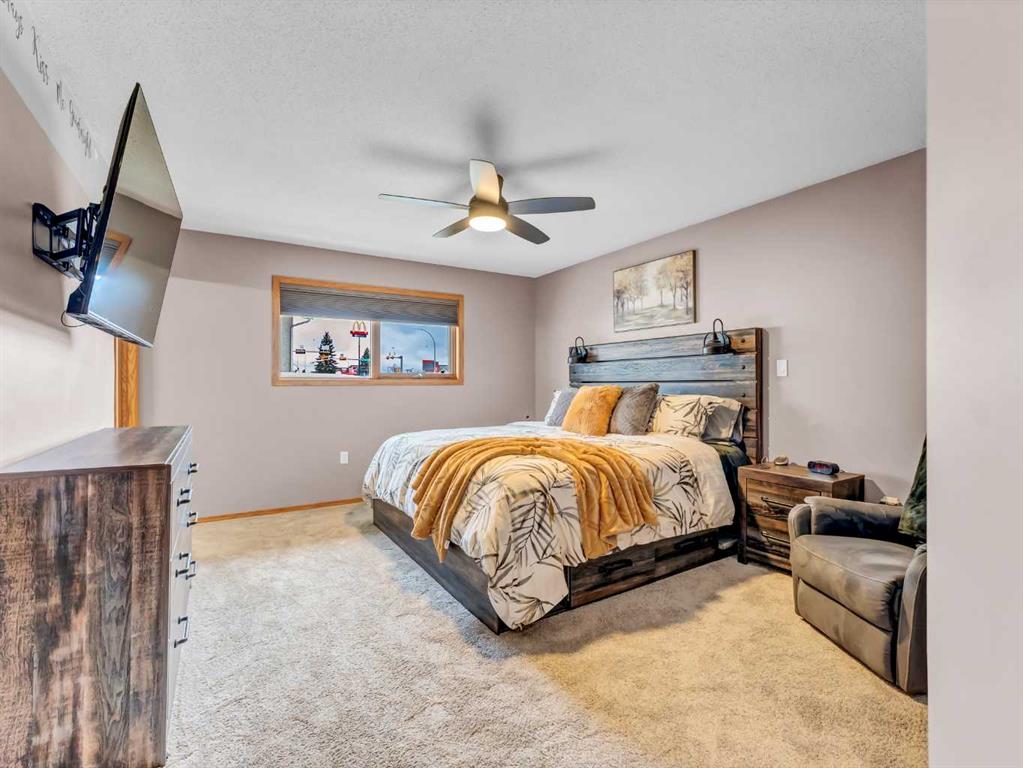 4 Redwood Court SE