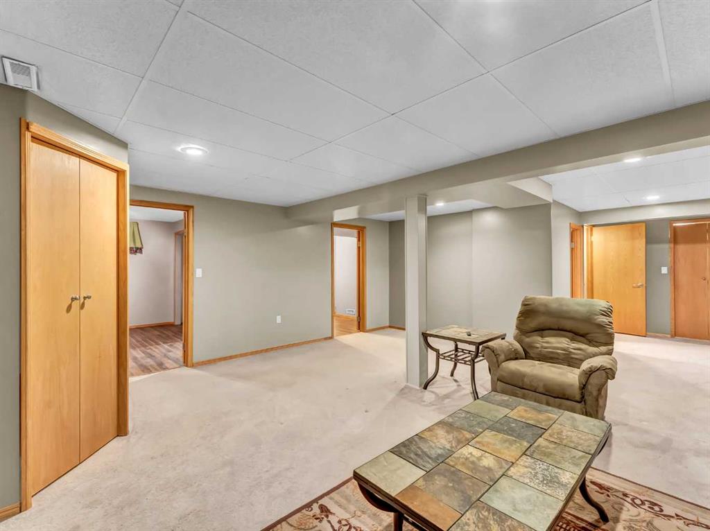 4 Redwood Court SE