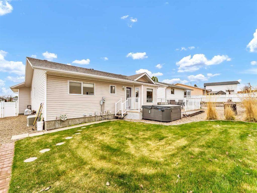 4 Redwood Court SE