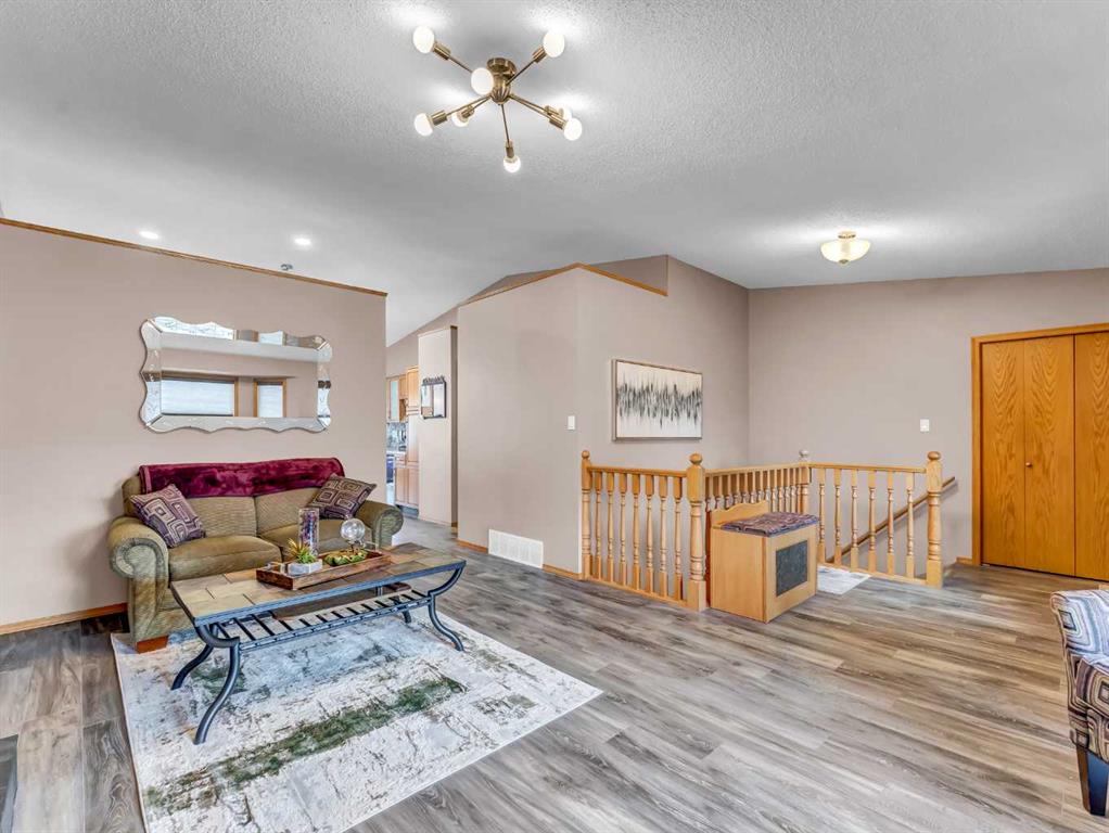 4 Redwood Court SE