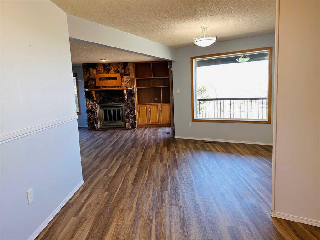 #15 1165 16th Street NE