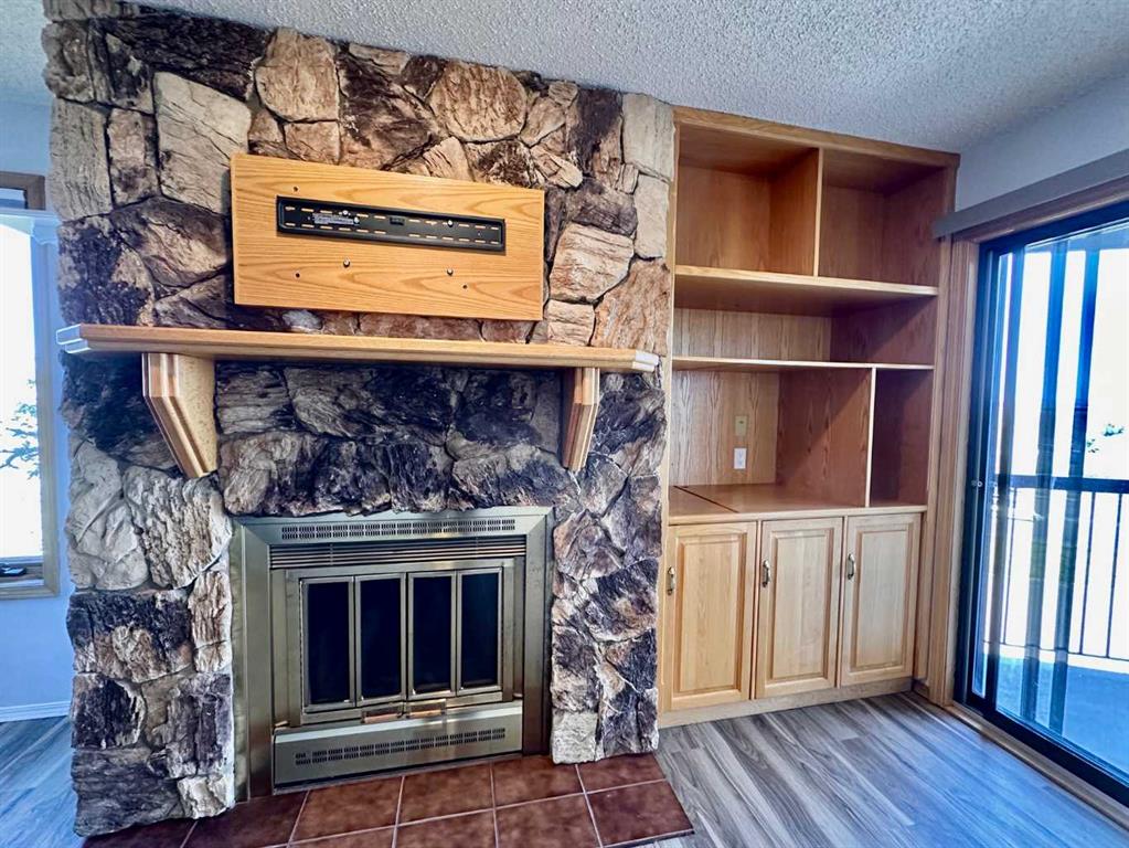 #15 1165 16th Street NE