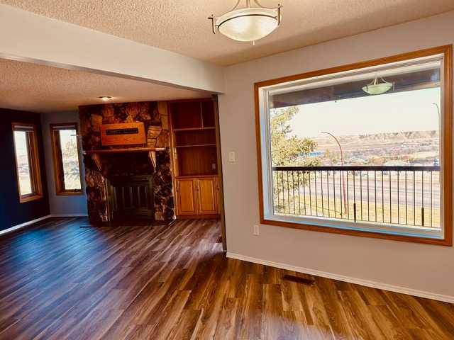 #15 1165 16th Street NE