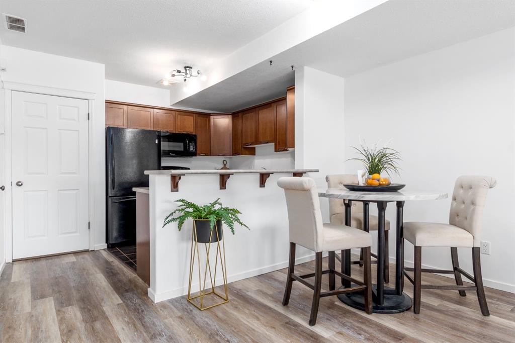 #7 89 Sunrise Way SW