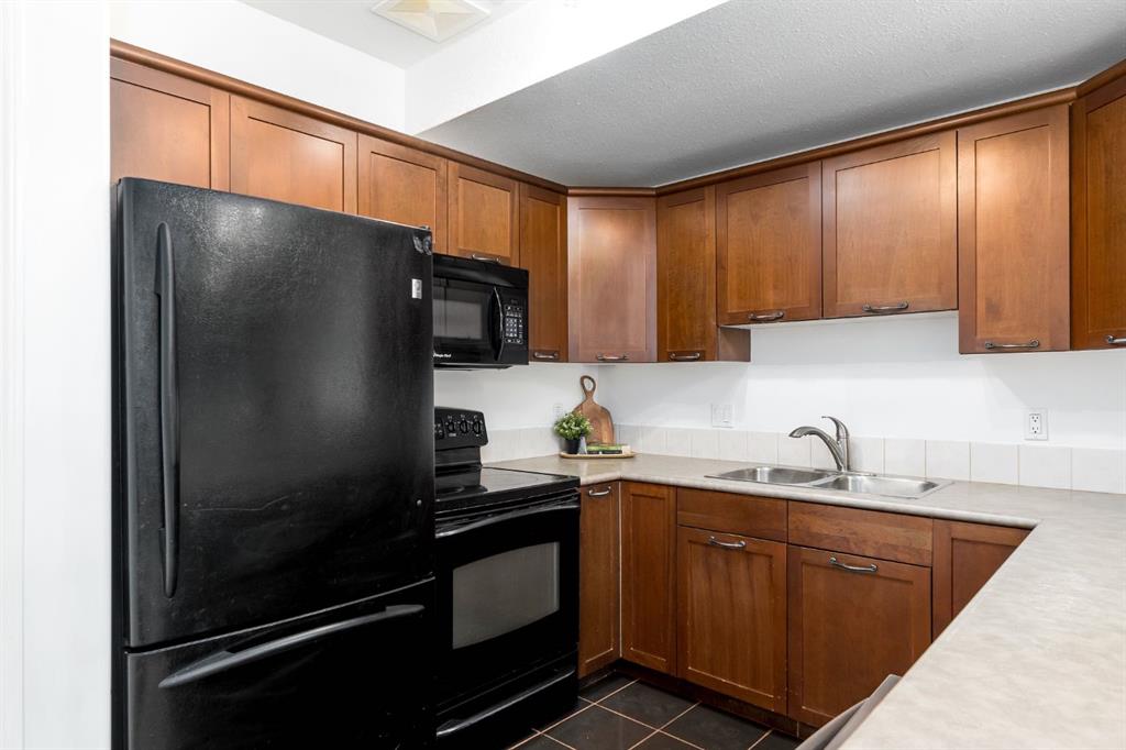#7 89 Sunrise Way SW