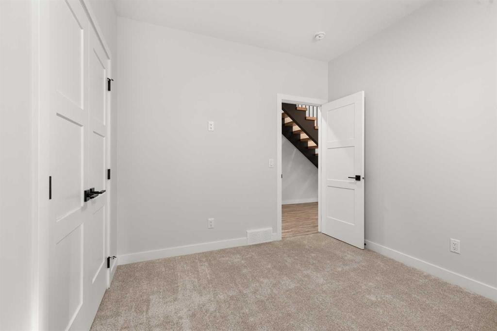14 1 Street SW