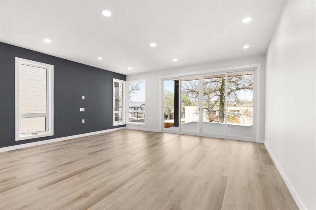 14 1 Street SW