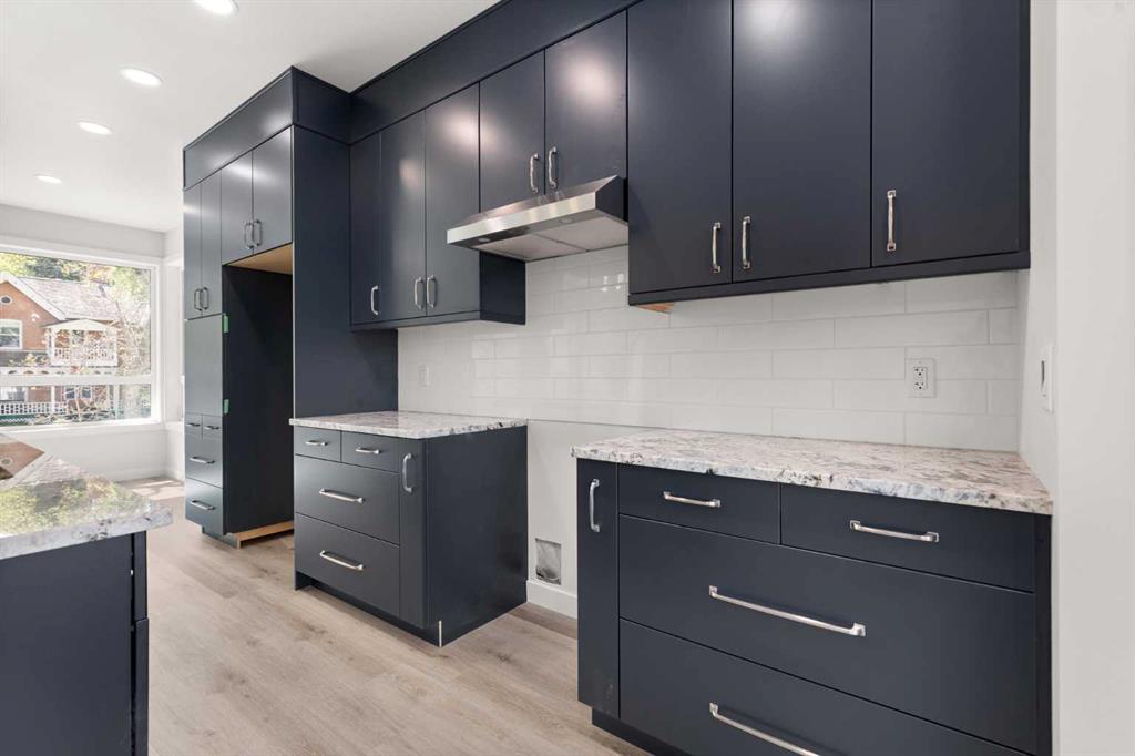 14 1 Street SW