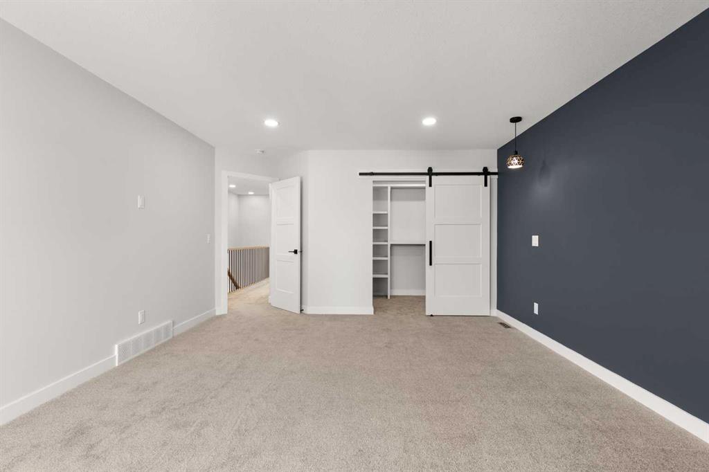 14 1 Street SW