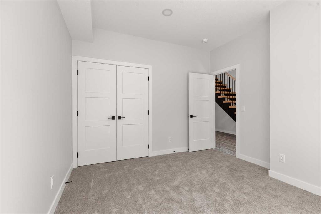 14 1 Street SW