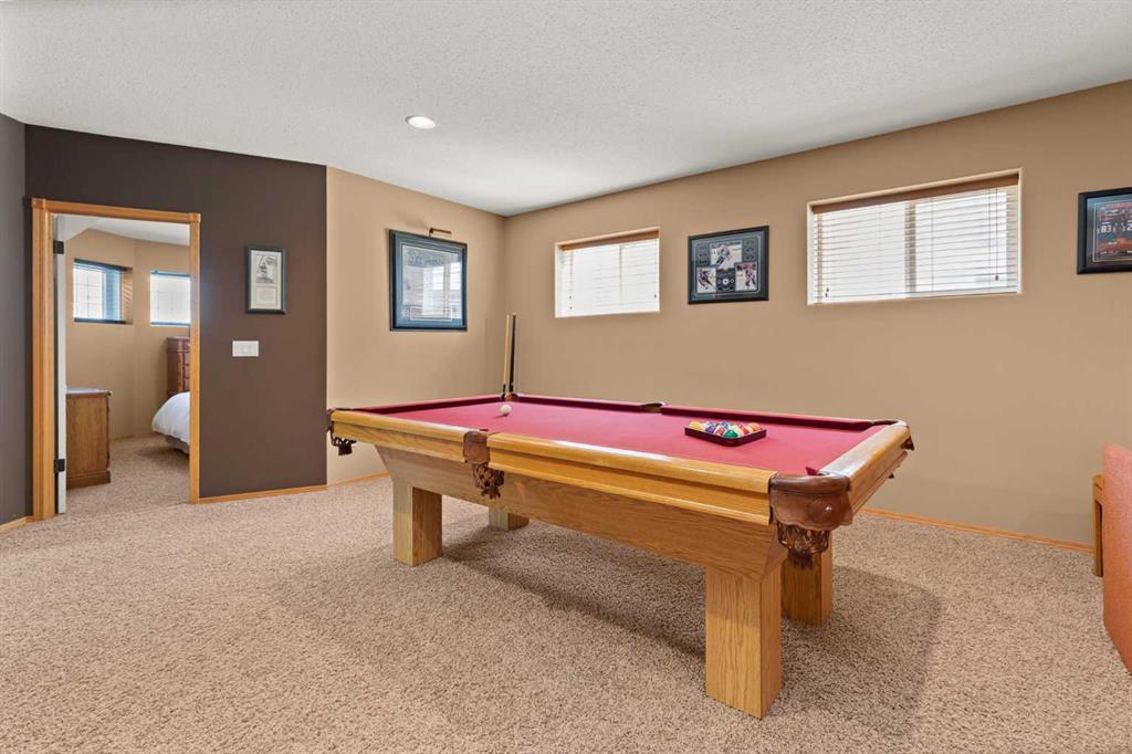 18 Riverview Drive SE