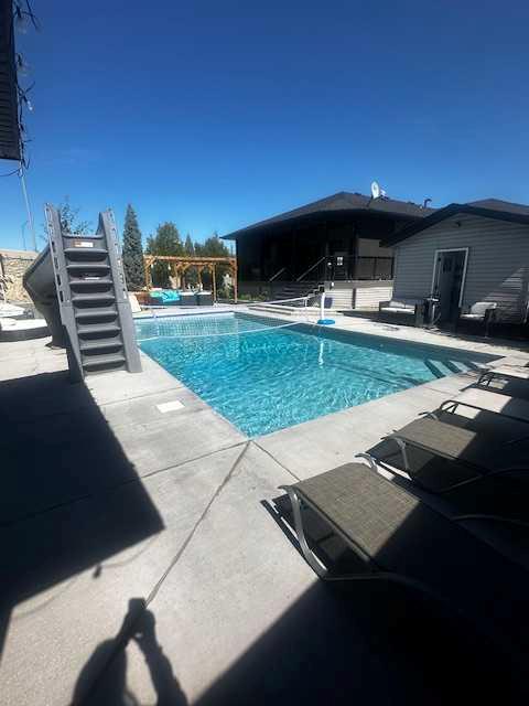 336 Somerside Crescent SE