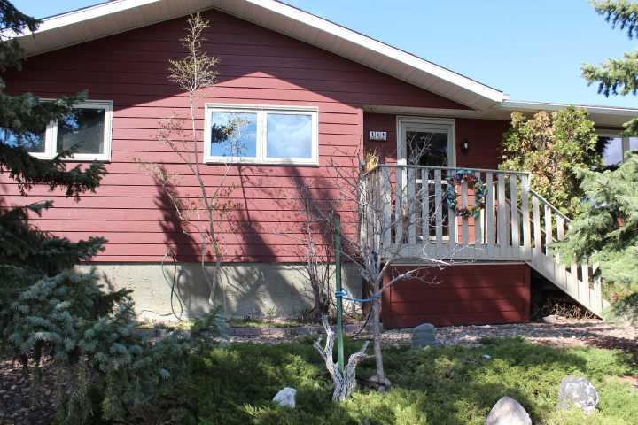 419 3 Avenue W, Burdett