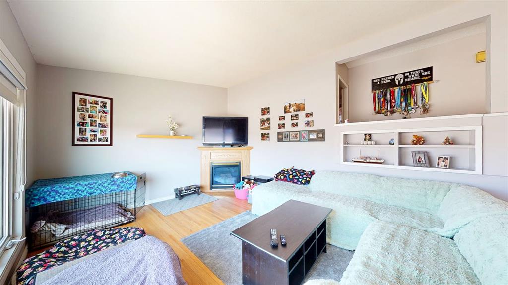 2 14 Street NW