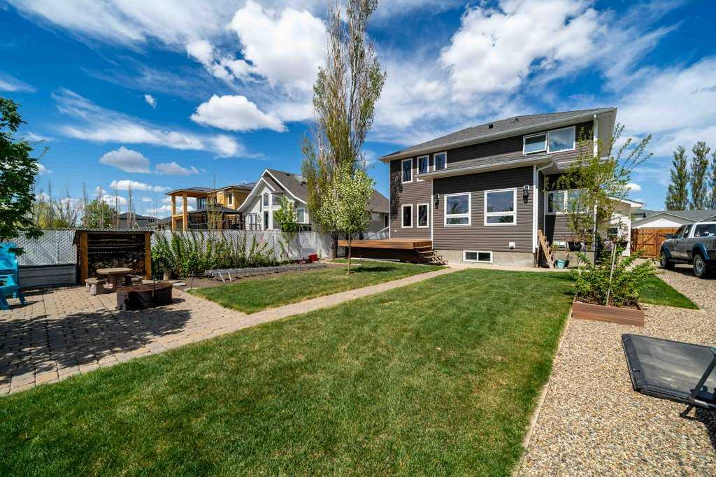 106 Redcliff Way SW