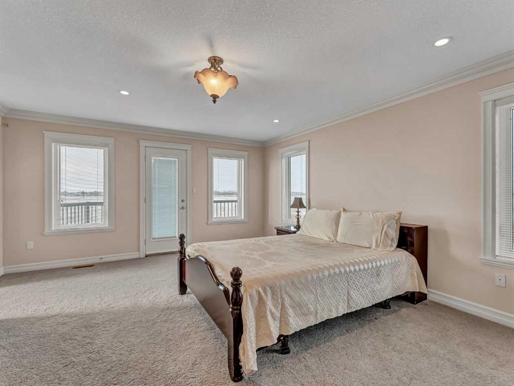 150 Desert Blume Crescent 