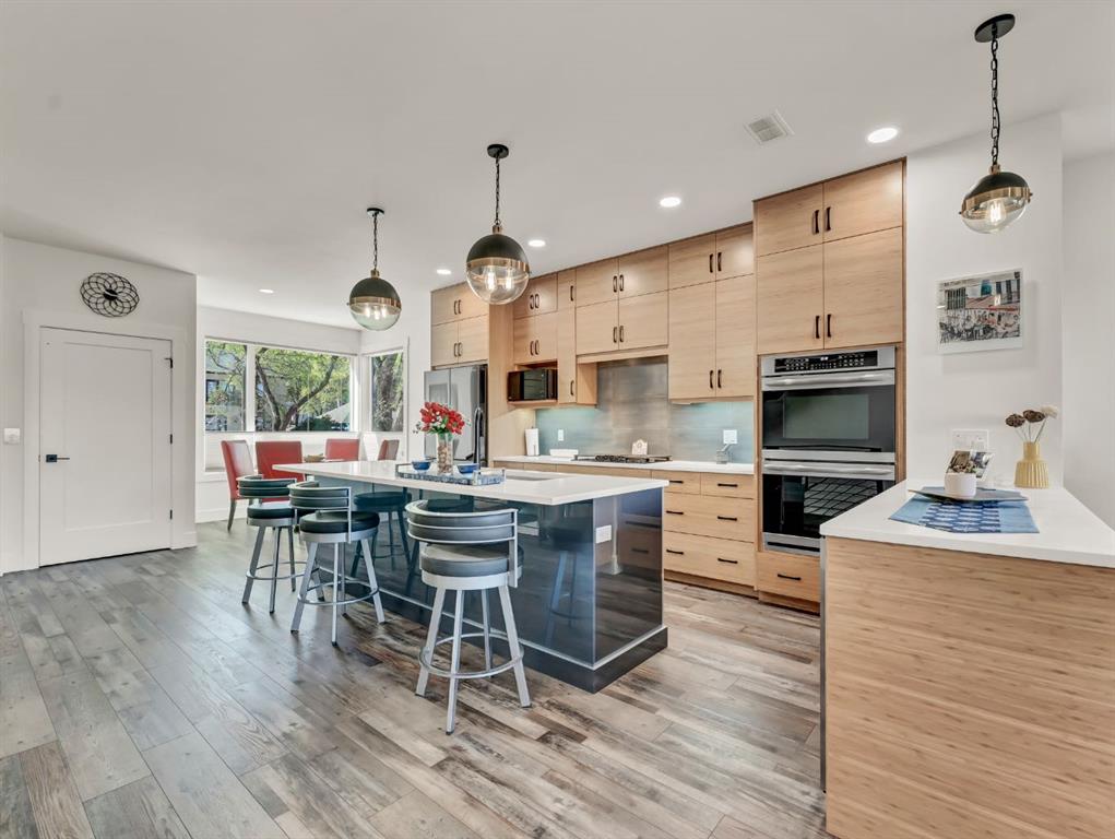 20 1 Street SW