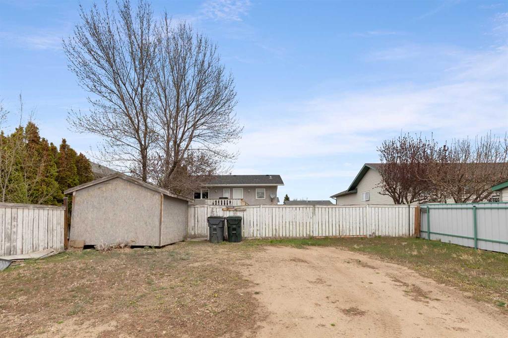 609 Hemingway Crescent NE