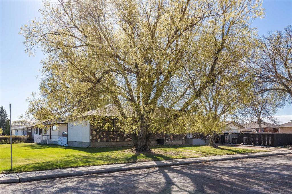 188 Burns Crescent NW
