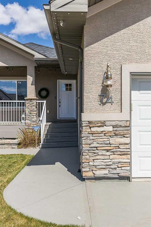 74 Desert Blume Crescent SW, Desert Blume