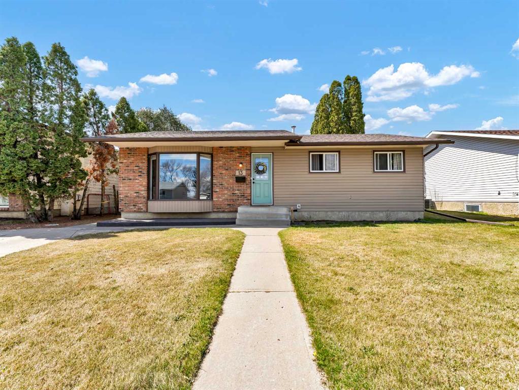 13 Cunliffe Crescent SE, Medicine Hat
