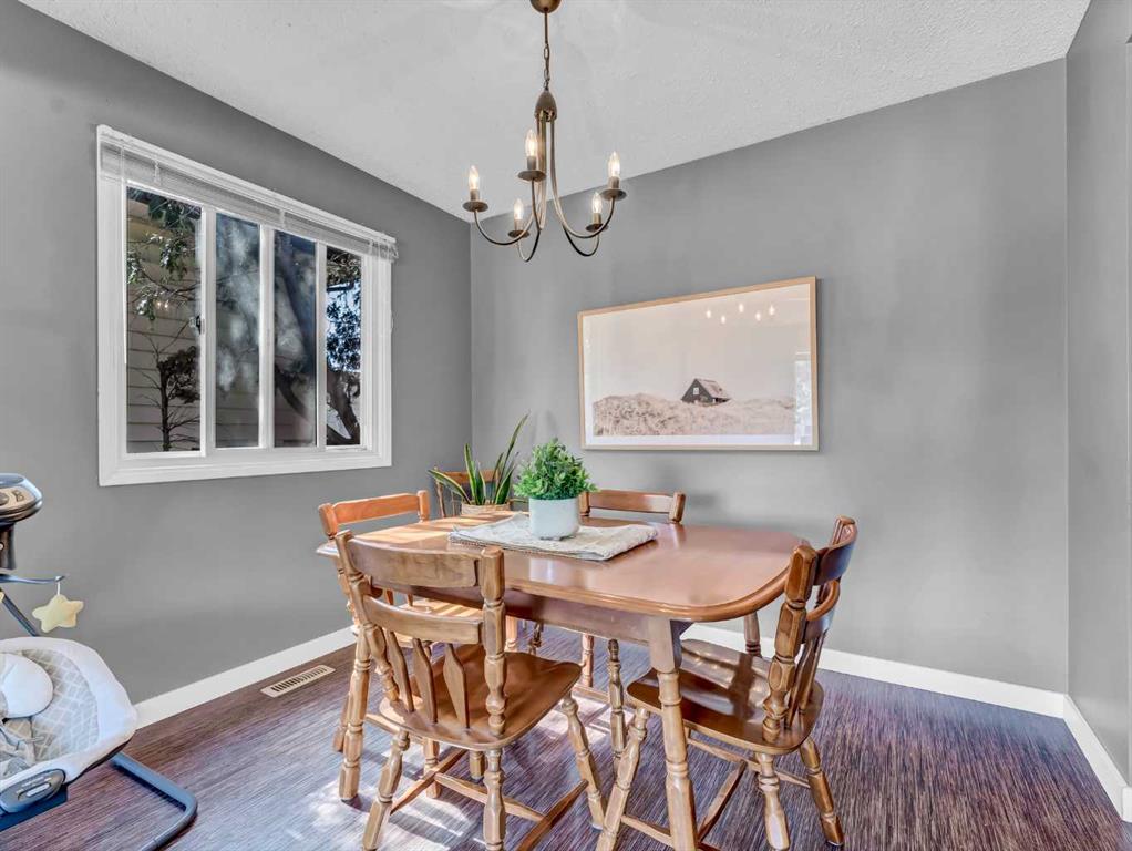 13 Cunliffe Crescent SE