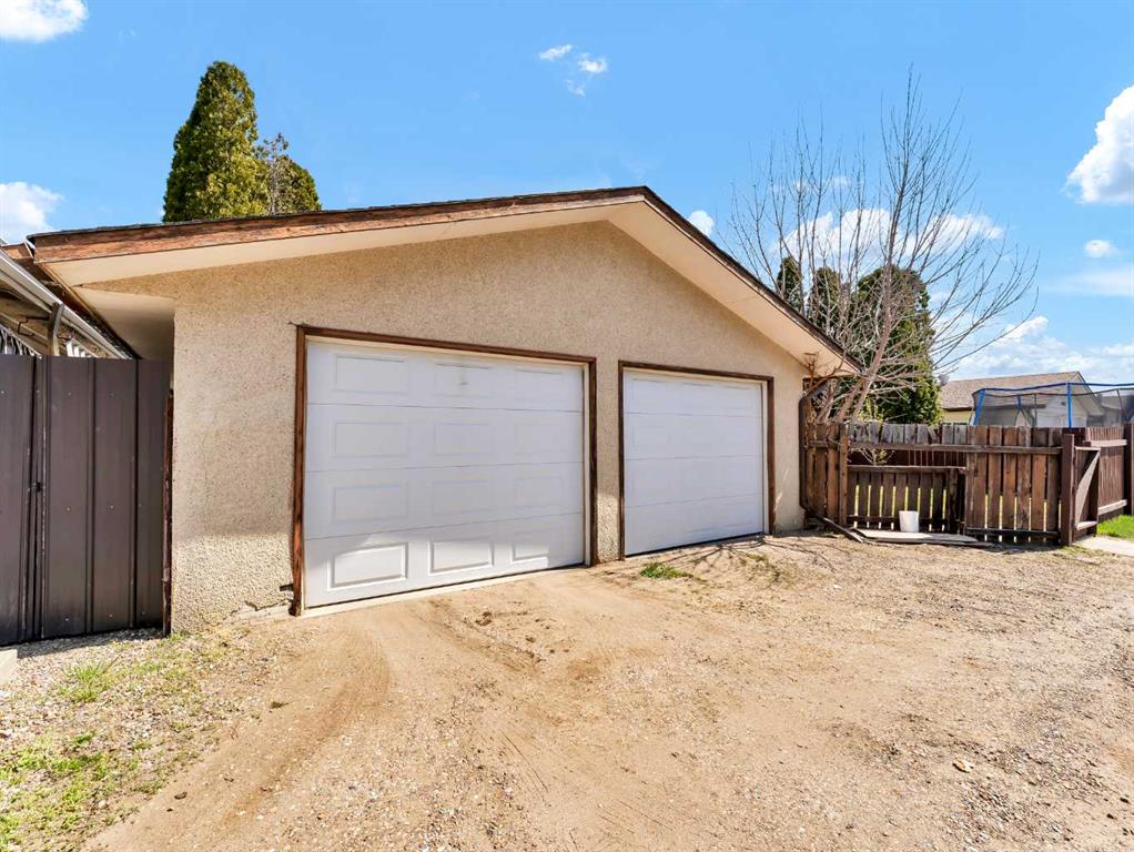 13 Cunliffe Crescent SE