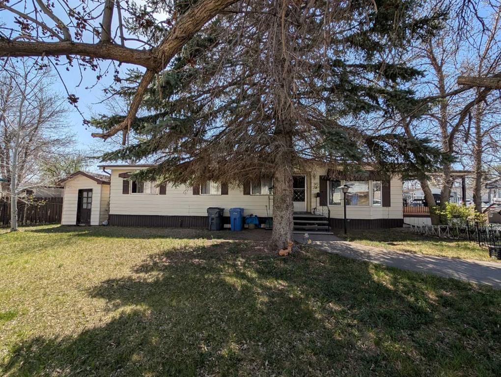 90 Anson Avenue SW, Medicine Hat
