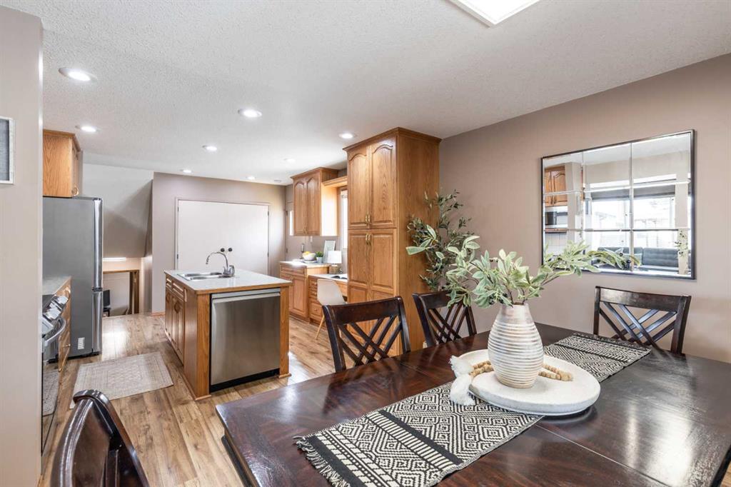 16 Rossdale Crescent SE