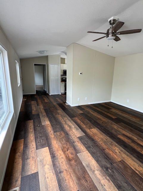 #25 1600 Strachan Road SE
