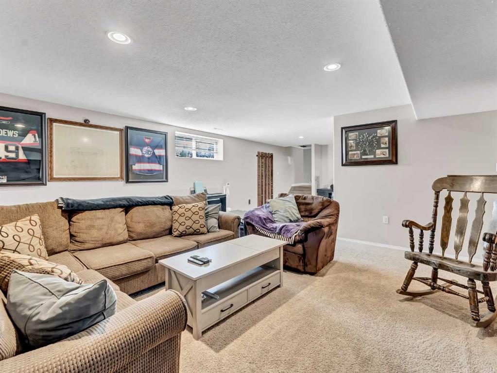 11 Riverview Place SE