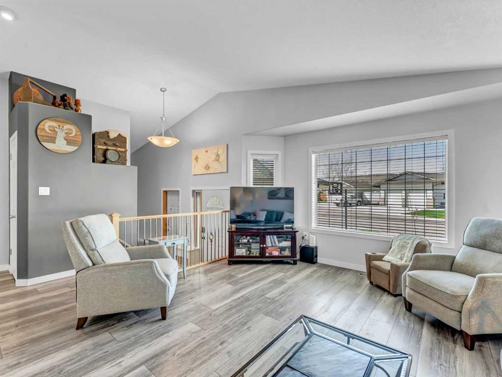 11 Riverview Place SE