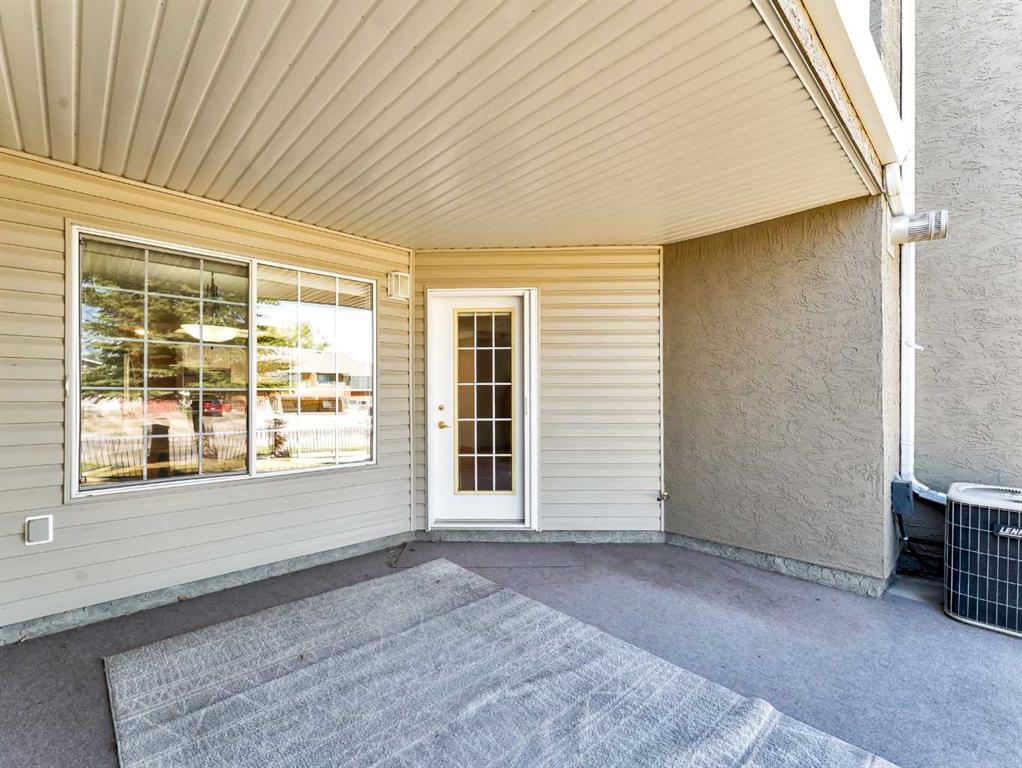 #102 221 Cameron Road SE