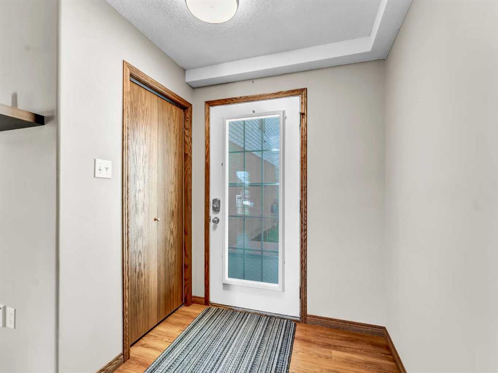 #102 221 Cameron Road SE