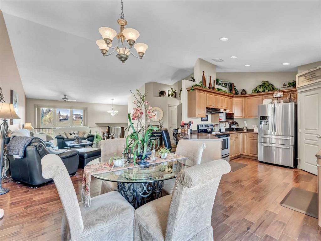 447 Vista Drive SE