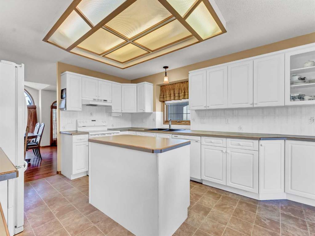 9 Park Meadows Drive SE