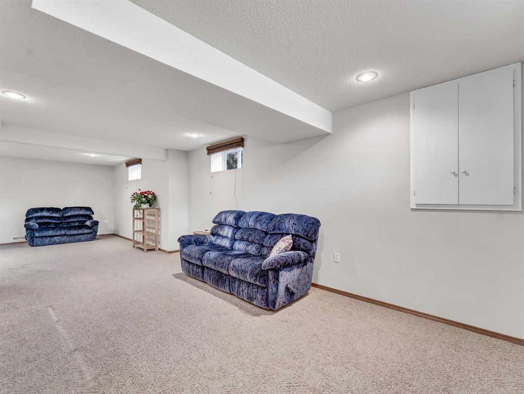 9 Park Meadows Drive SE