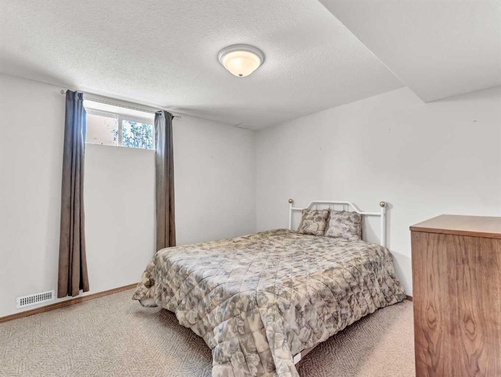 9 Park Meadows Drive SE