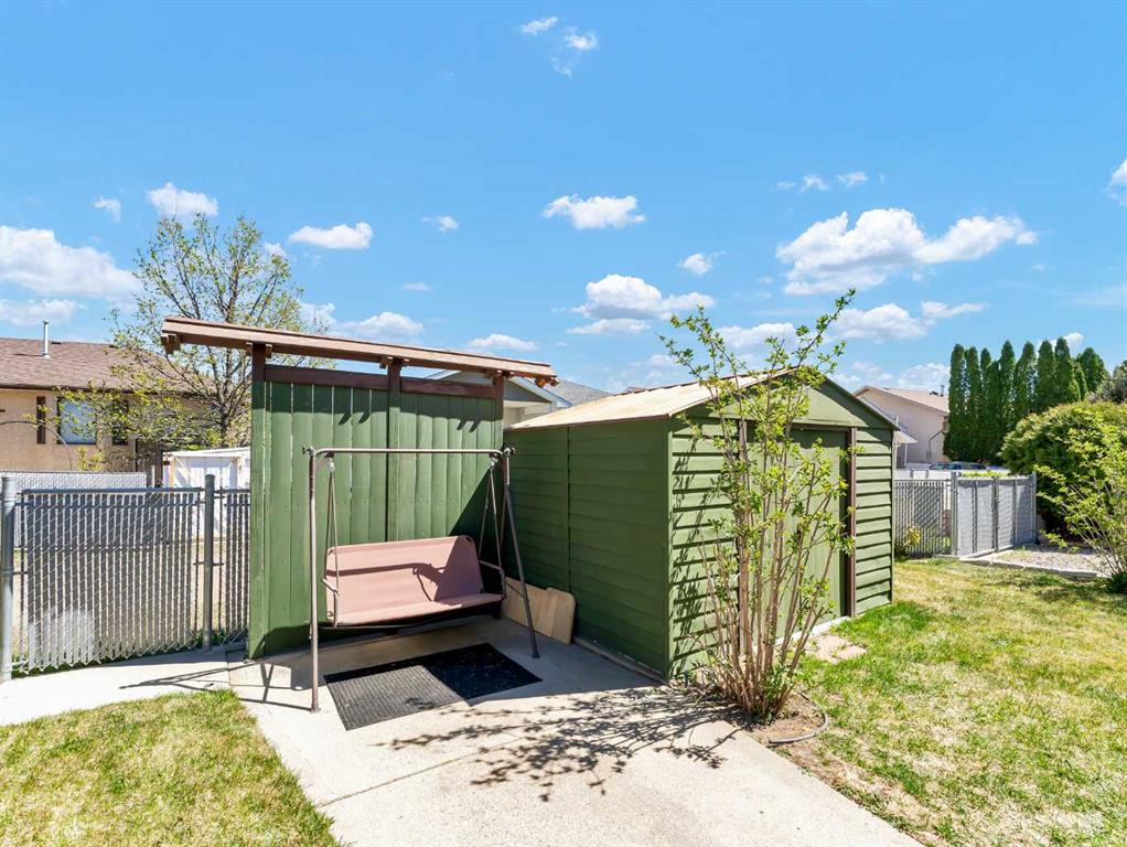 9 Park Meadows Drive SE