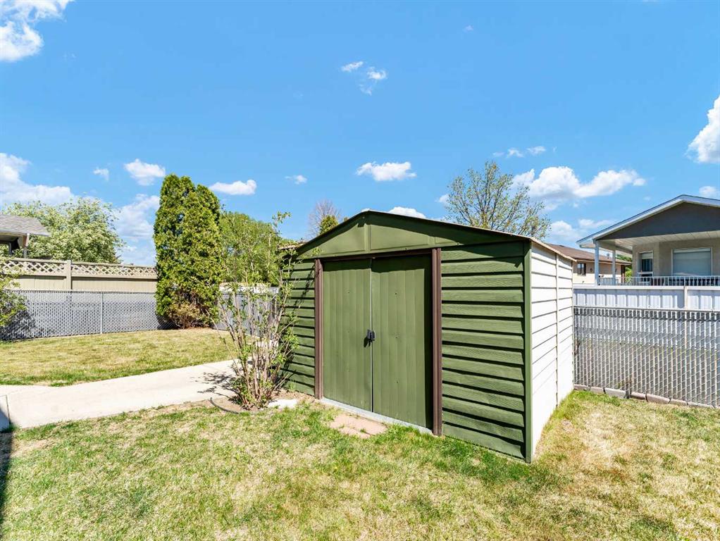 9 Park Meadows Drive SE