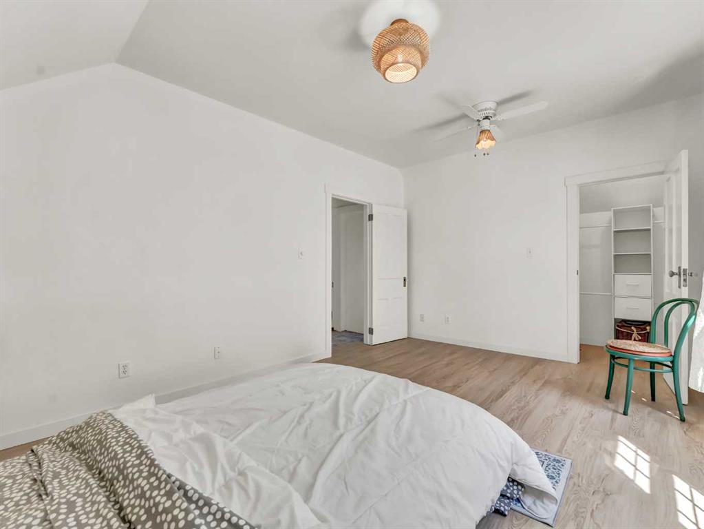 816A 4 Street SE